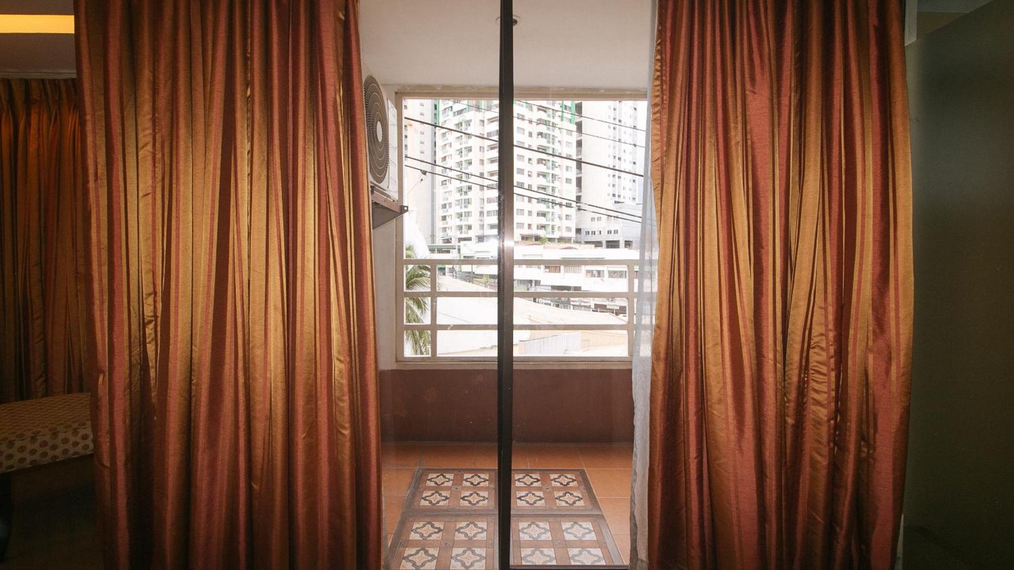 Torre Venezia Suites Quezon City Exterior photo