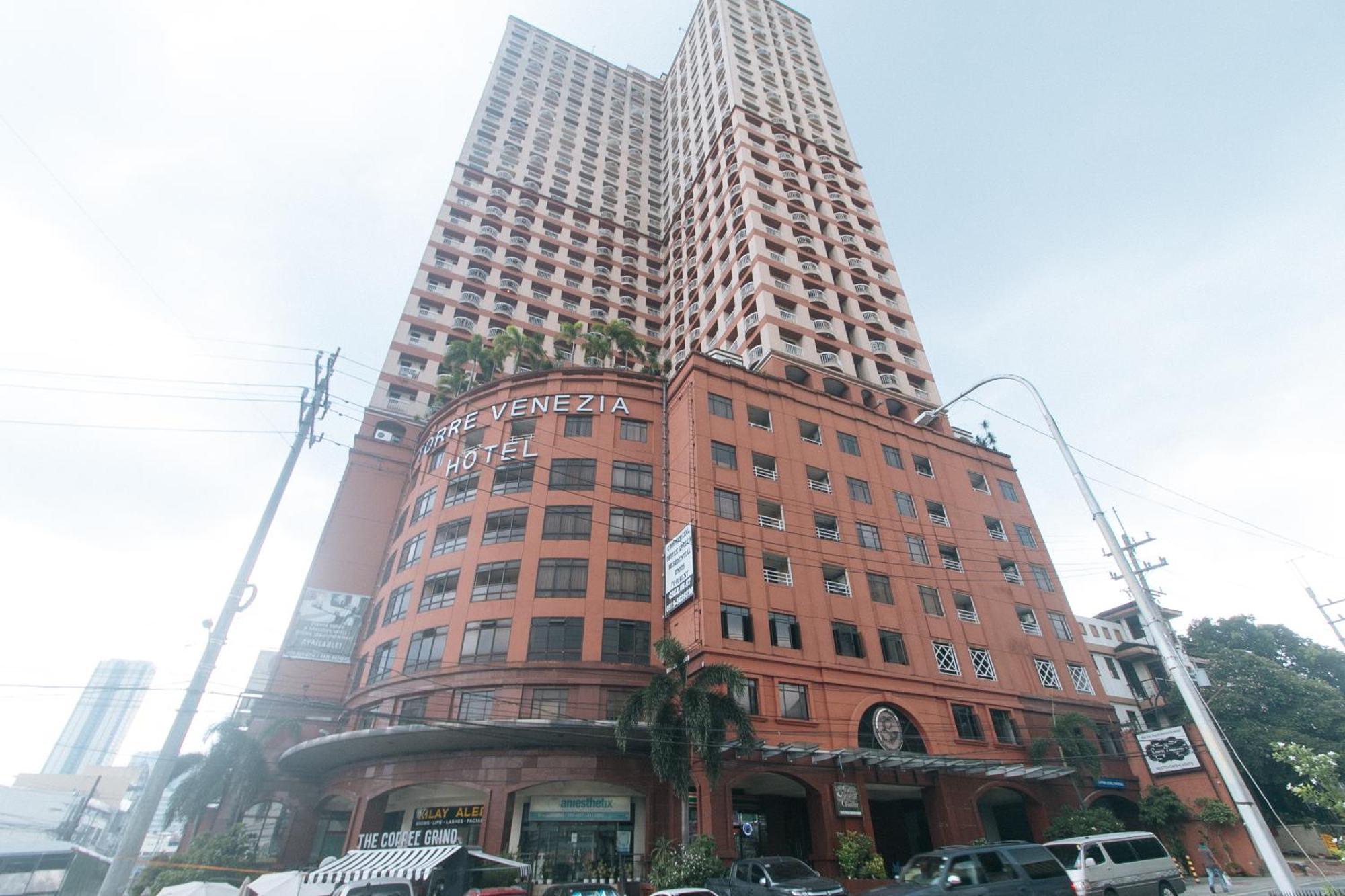 Torre Venezia Suites Quezon City Exterior photo